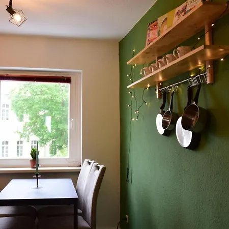 アパート Haus Mit 3 Im Zentrum Von ロストック