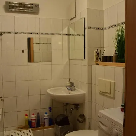 アパート Haus Mit 3 Im Zentrum Von ロストック